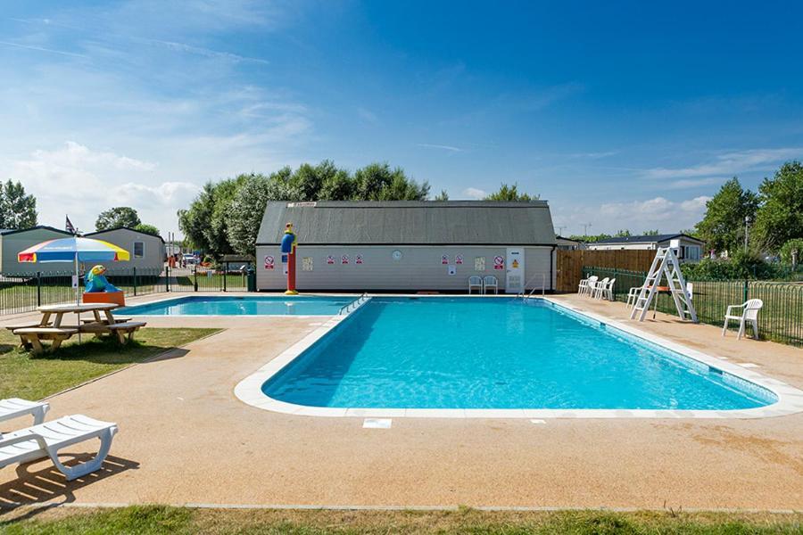 ホテル Oyster Etchingham Seaview ウィスタブル エクステリア 写真